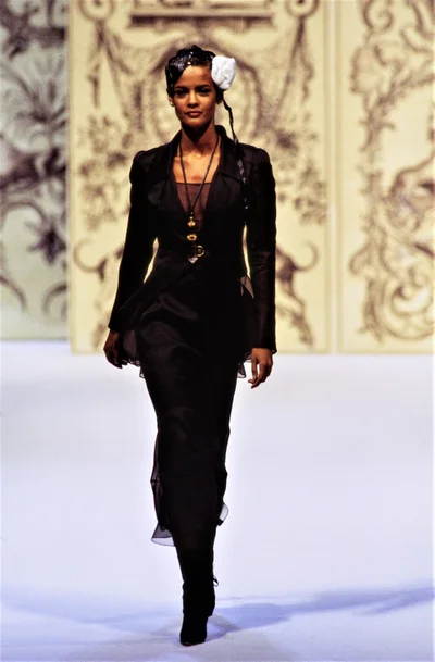 Look 3